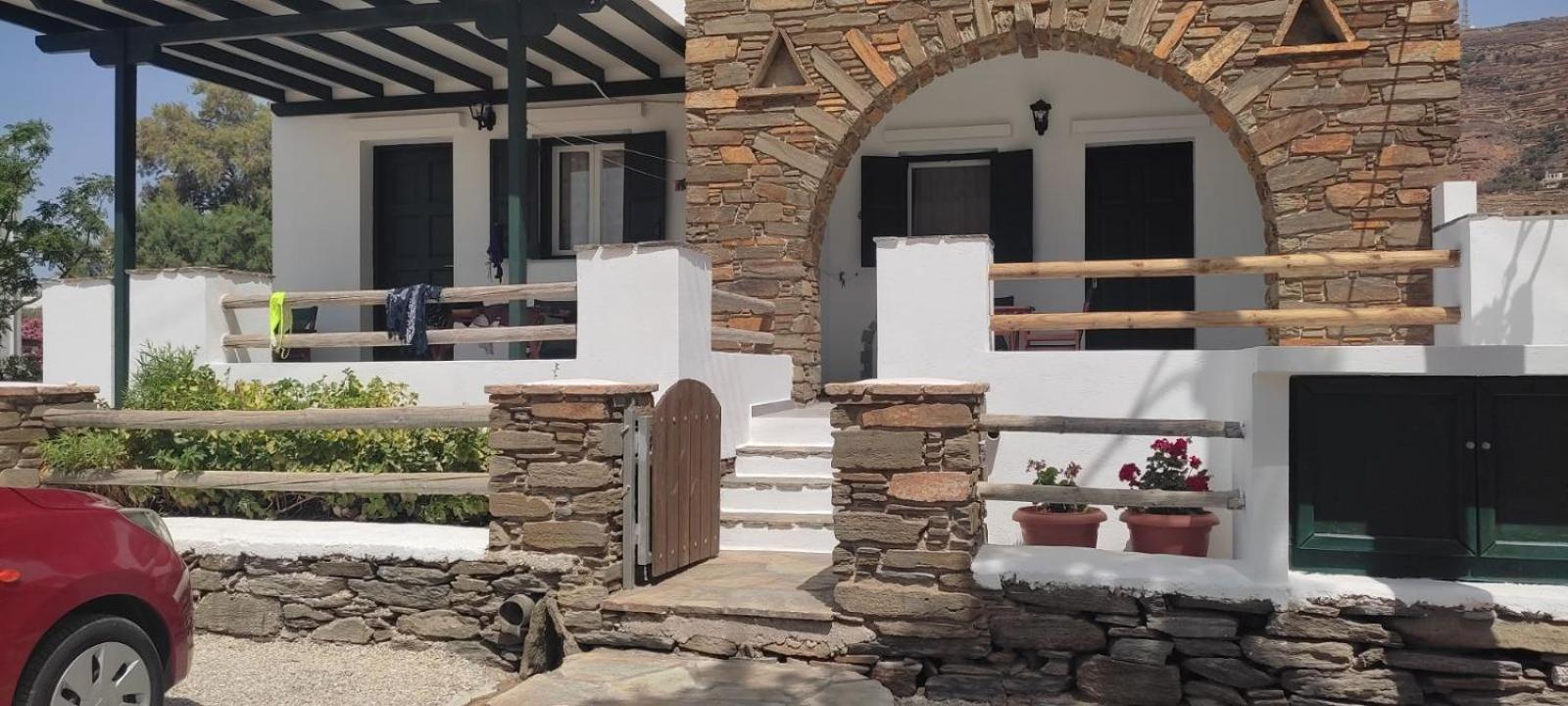 Porto Apergis Aparthotel Agios Ioannis  Exterior photo